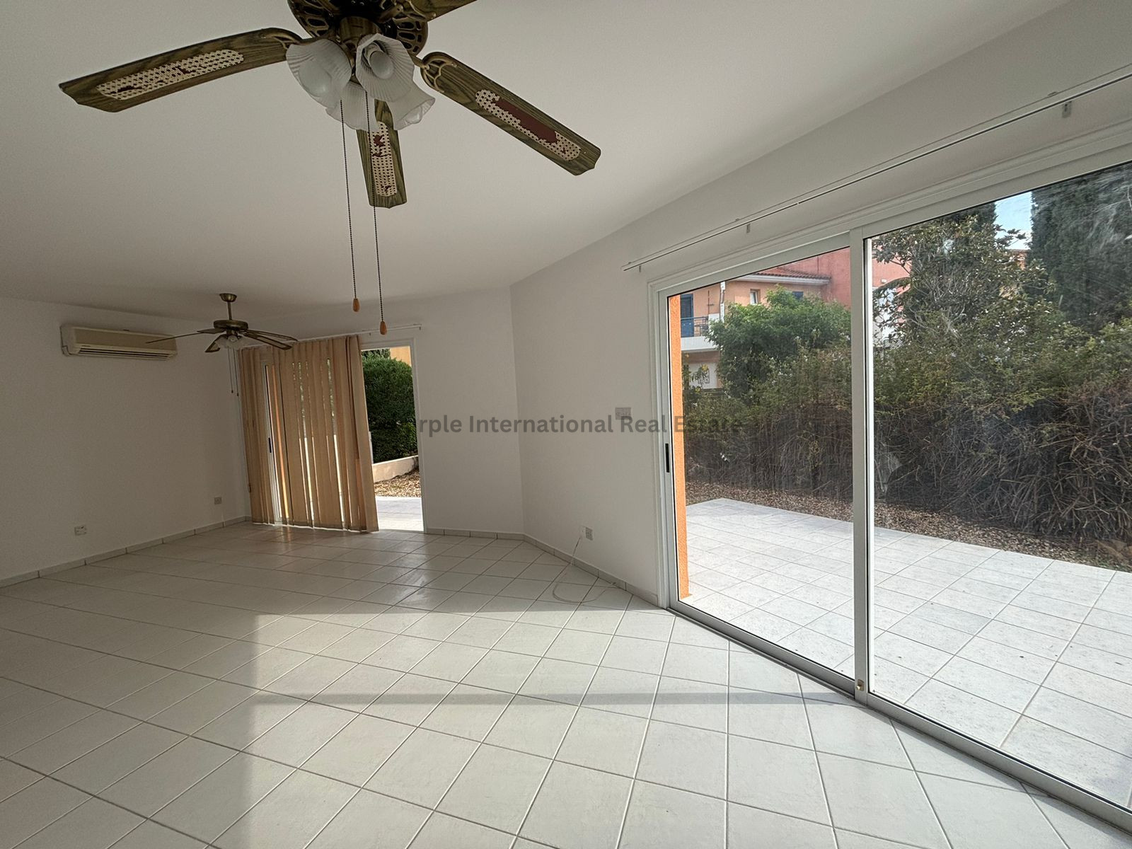 House in Anarita - Image 5