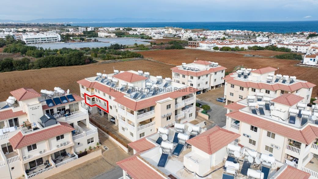 Apartment in Paralimni - Image 4