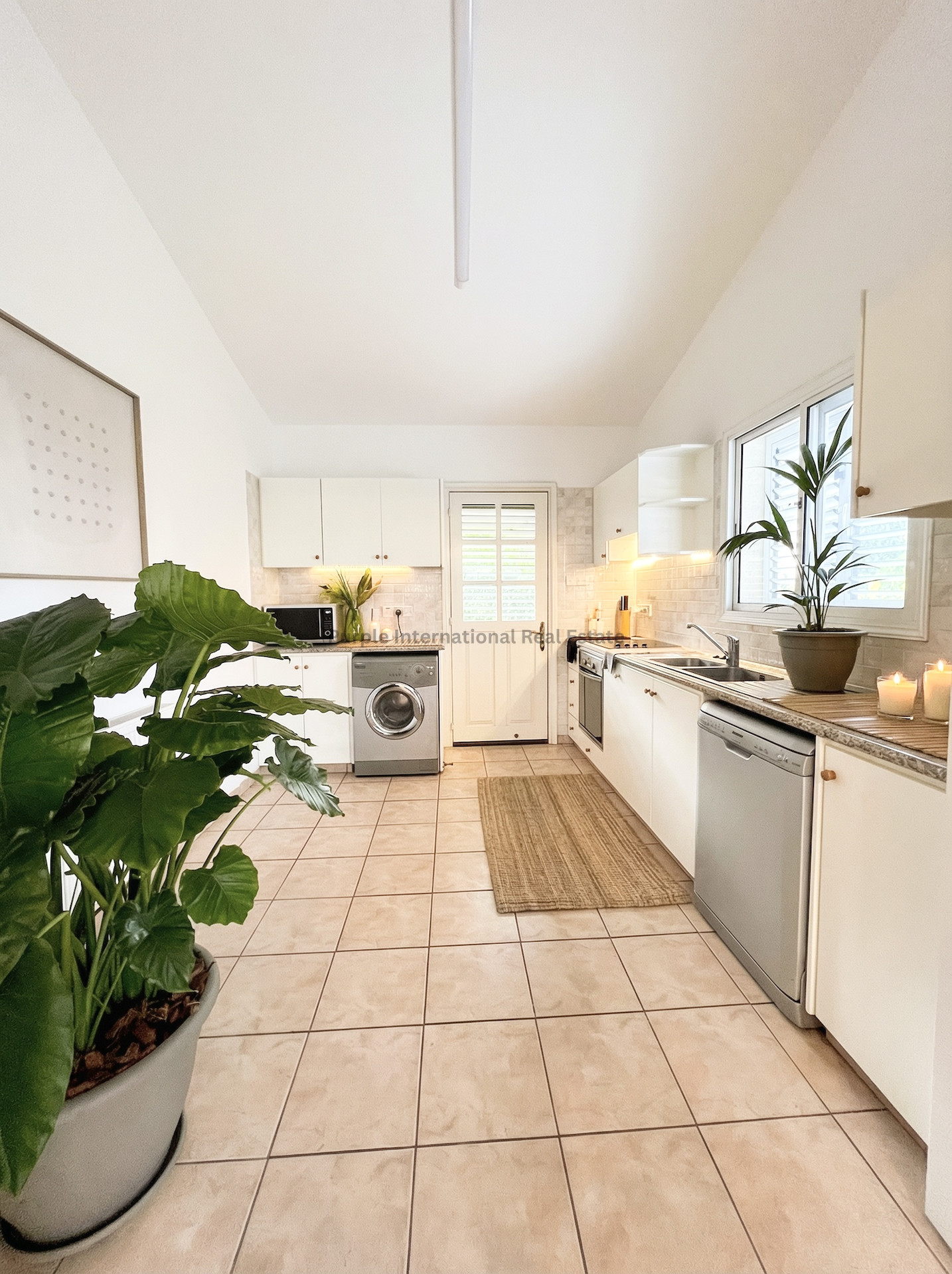 House in Pegeia - Image 3