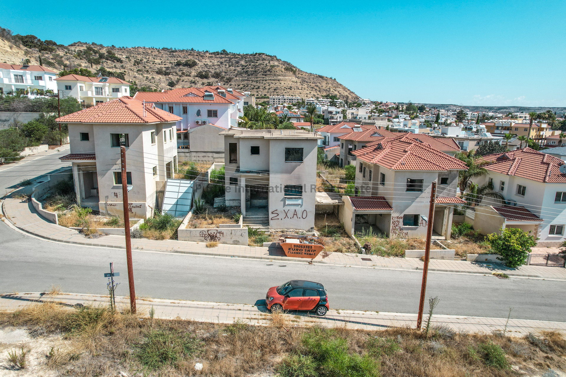 House in Oroklini - Image 3