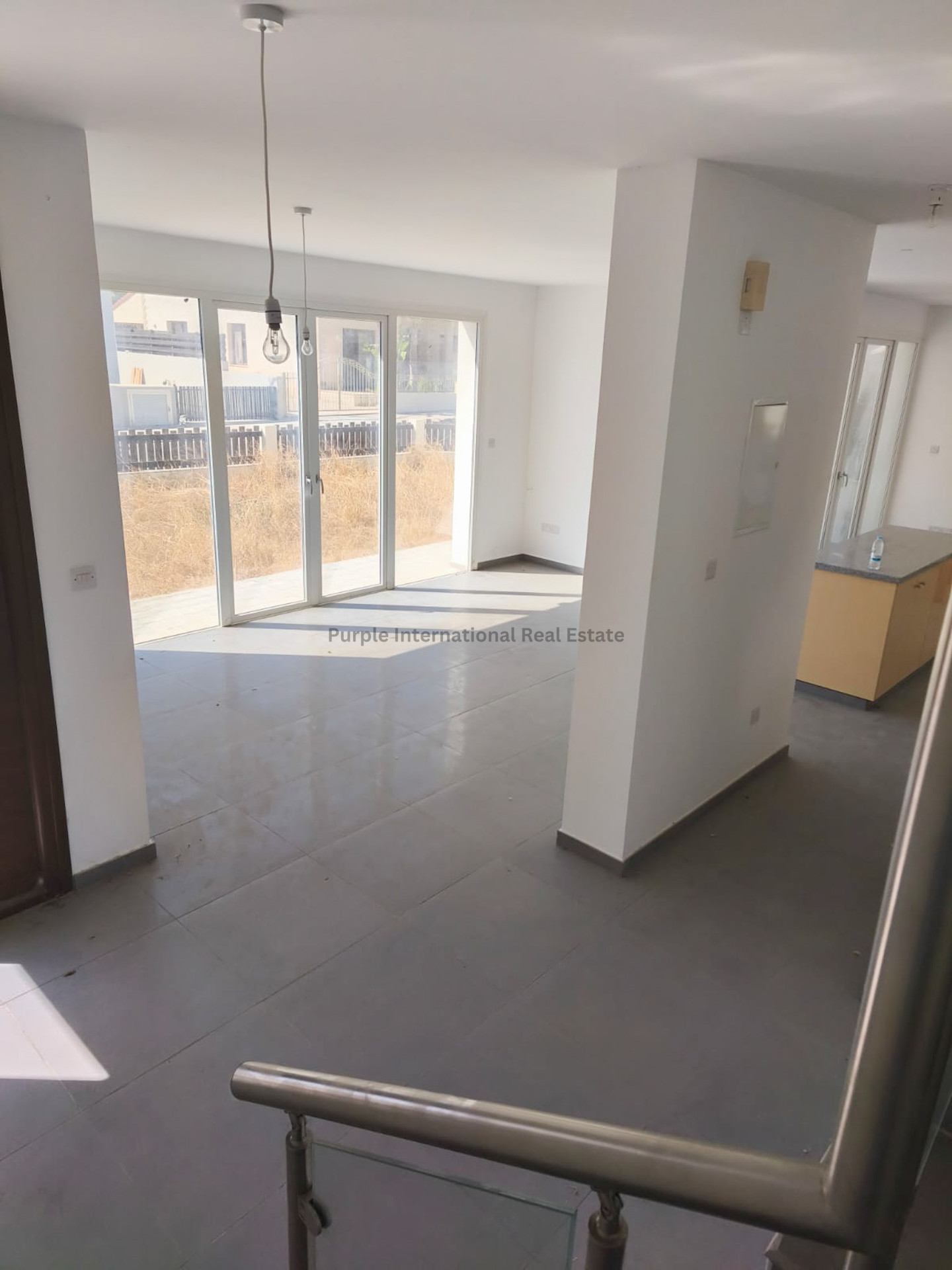 House in Parekklisha - Image 2