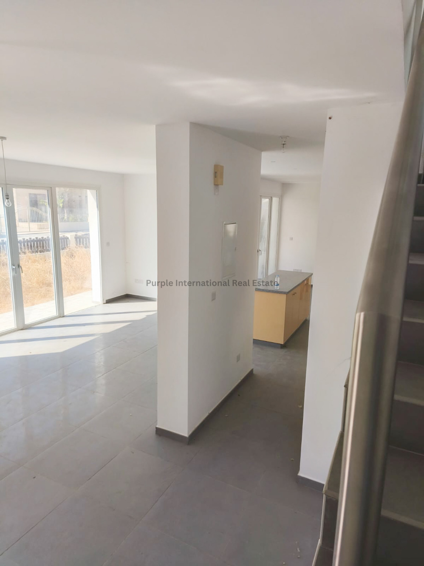 House in Parekklisha - Image 3