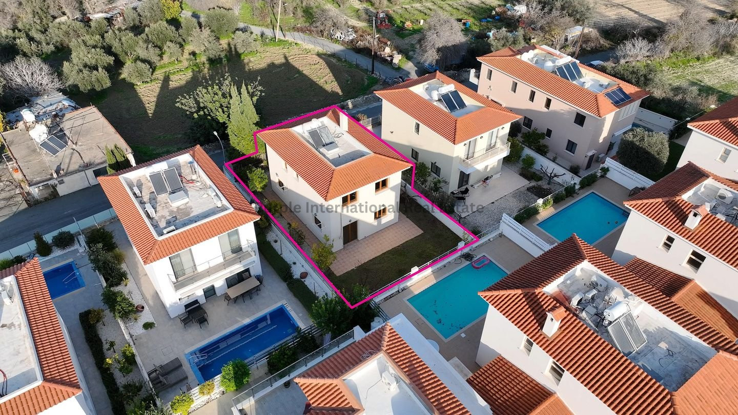 House in Tsada - Image 3