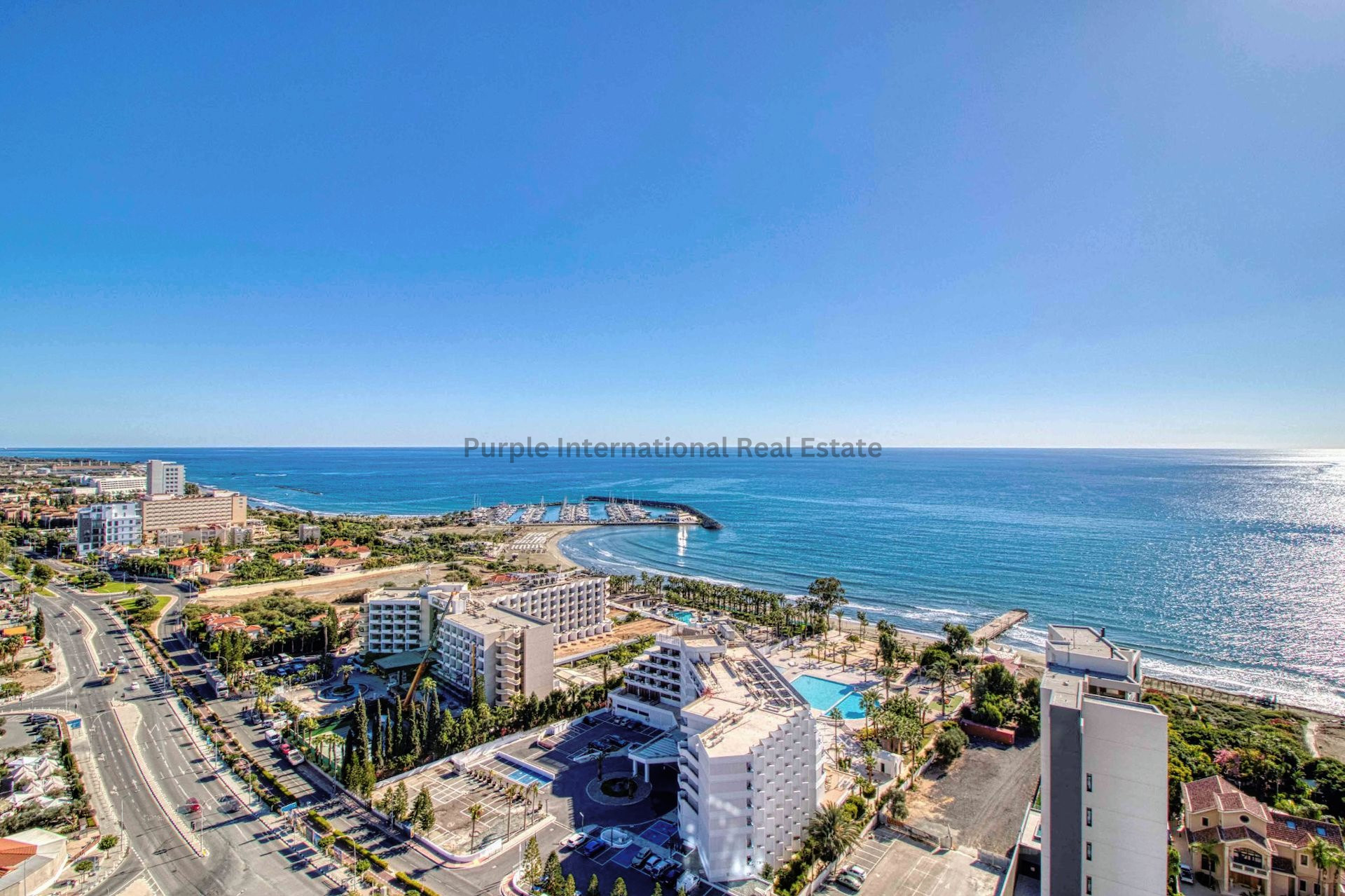 Apartment in Parekklisha - view 1