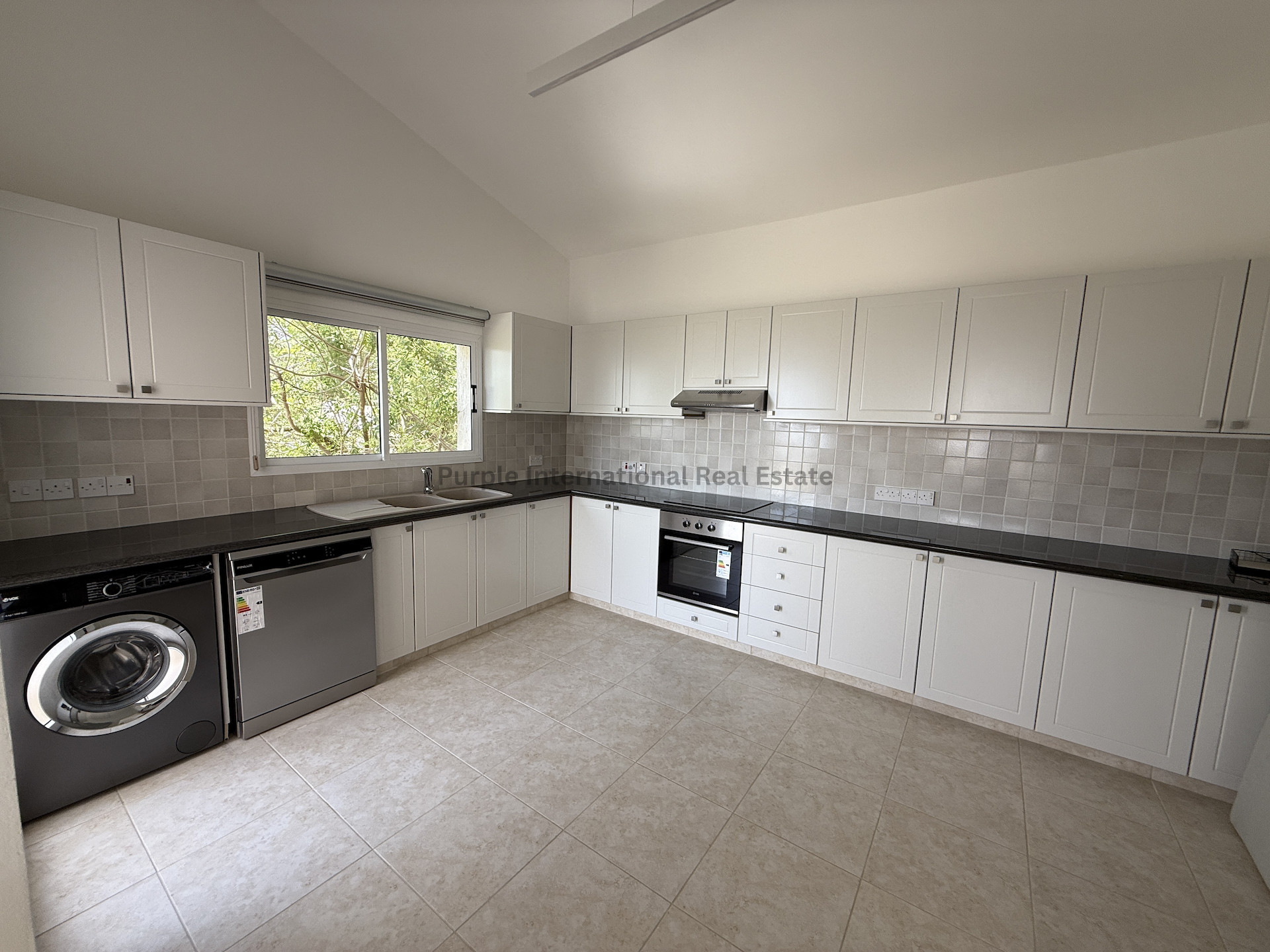 House in Tala - Image 3