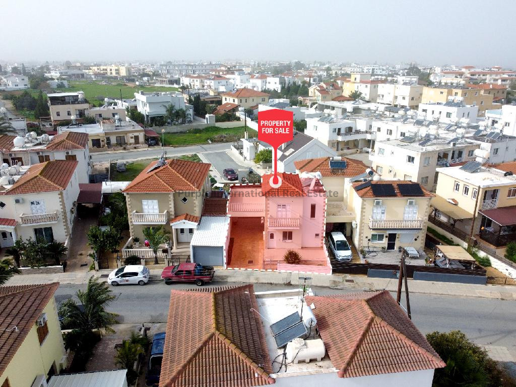 House in Paralimni - view 1