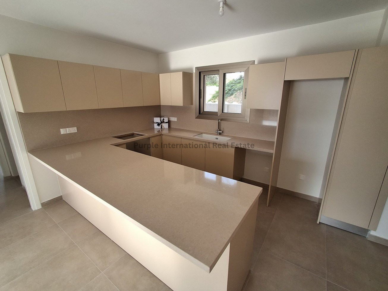 Apartment in Ayios Theodoros - Image 4