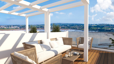 Three Bedroom Apartment with Private Roof Garden