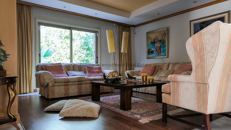 Коммерческая недвижимость 538 м² в аренду в Aradippou, Larnaca, Cyprus