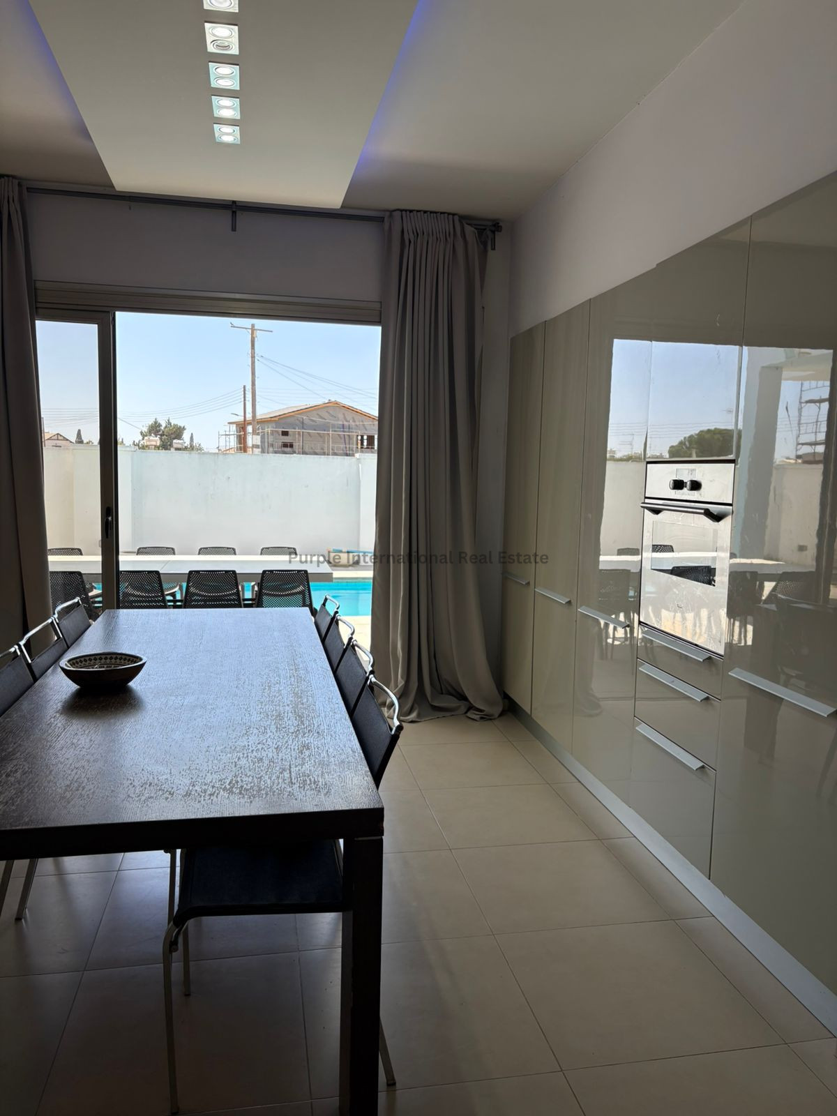 House in Dromolaxia - Image 4