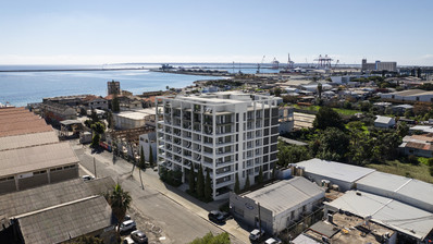 Top Floor Tsiflikoudia Apartment with Sea View