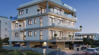 Квартира с 2 спальнями на верхнем этаже в оживлённом Закаки