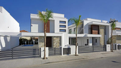 Modern Four Bedroom Villa in Livadia