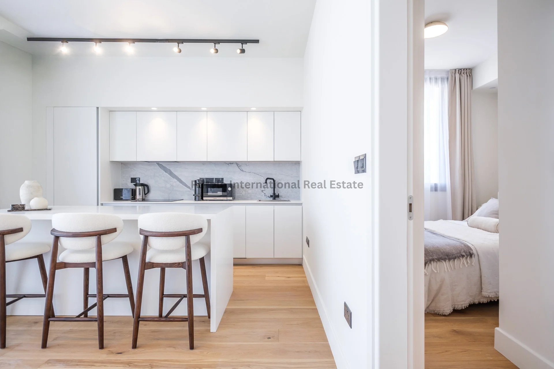 Apartment in Ayios Stylianos - Image 3