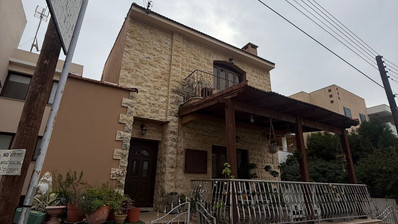 7-Bedroom Semi-Detached Villa – Mall Area, Aradippou, Larnaca