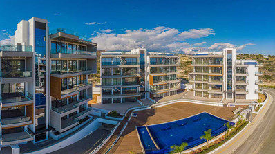 Modern Two Bedroom Agios Tychonas Apartment For Sale