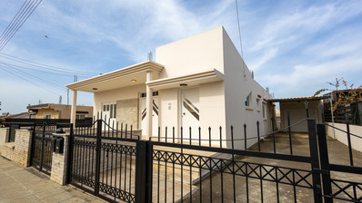 3 Bedroom Bungalow in Vrysoulles