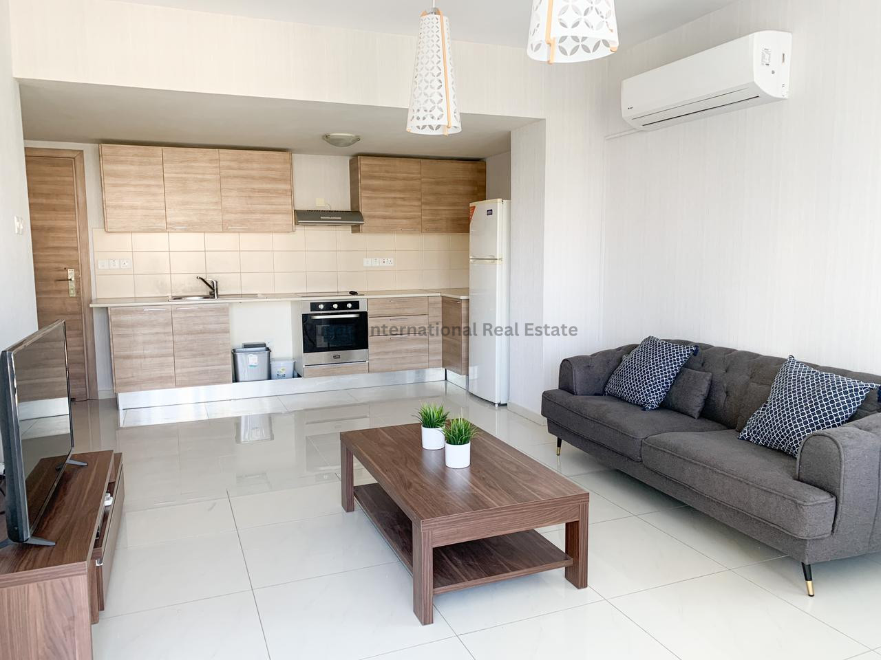 Apartment in Agios Tychon - Image 5