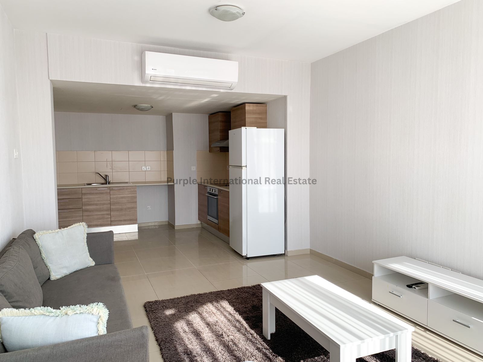 Apartment in Agios Tychon - Image 2