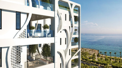 Spacious Sea View Apartment in Lively Area