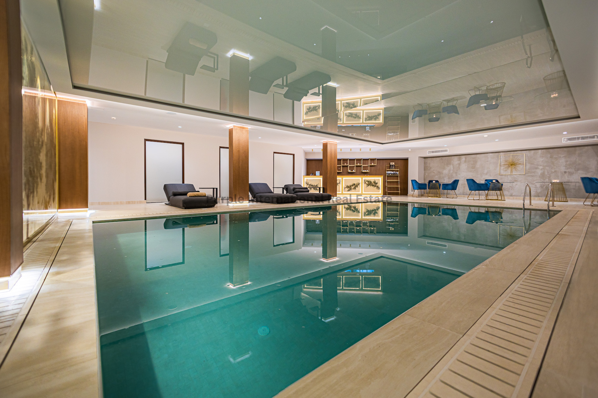 Apartment in Mouttagiaka - Image 5