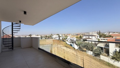 Modern Unfurnished Apartment in Central Metropolis Mall