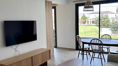 Modern Furnished Apartment by Metropolis Mall Shops