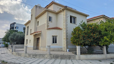 Five Bedroom Detached Villa in Aradippou Area