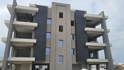 2-Bedroom Penthouse with Private Roof Garden in Livadia