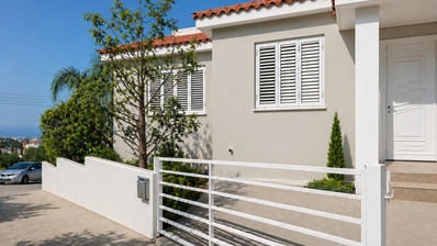 Detached Konia Villa With Sea View