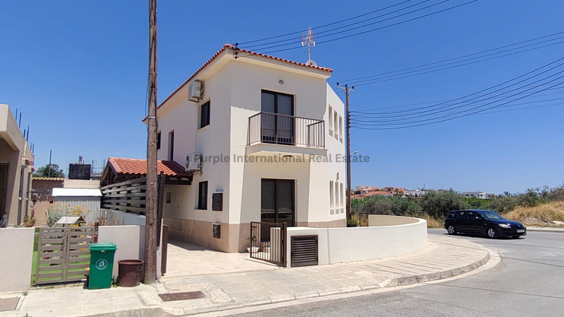 Detached house for sale 170 m² in Aradippou, Larnaca, Cyprus