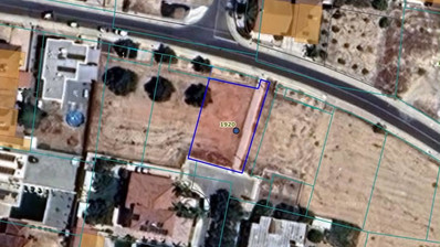 Большой участок 536 м² на продажу в районе Афениу