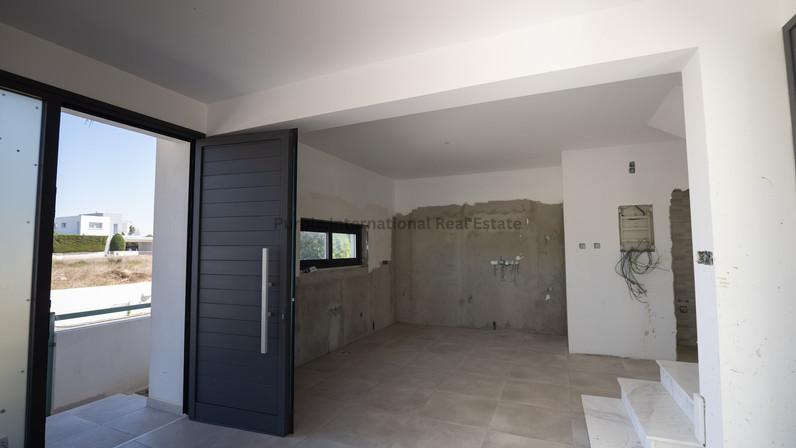 Commercial properties 119 m² for sale in Pervolia, Larnaca, Cyprus