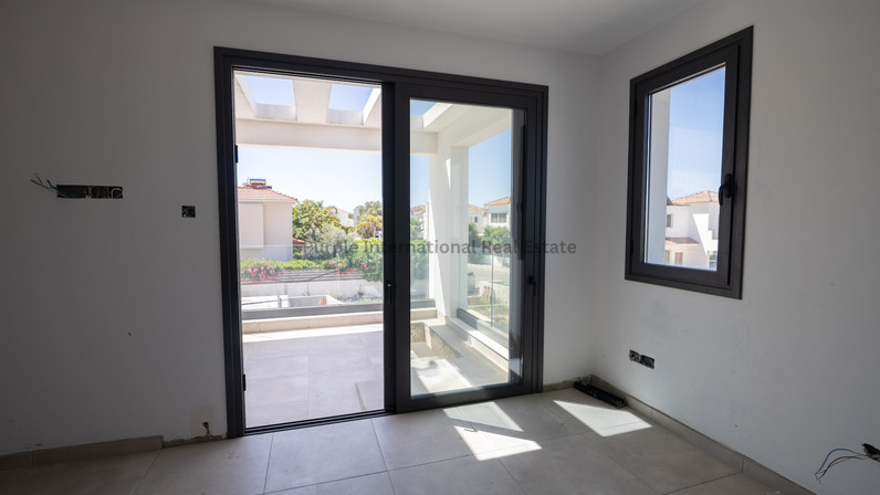 Commercial properties 119 m² for sale in Pervolia, Larnaca, Cyprus
