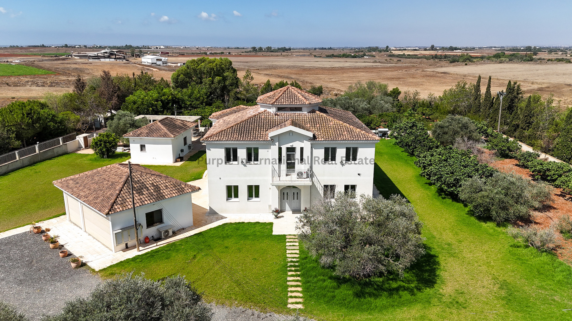 House in Frenaros - view 1