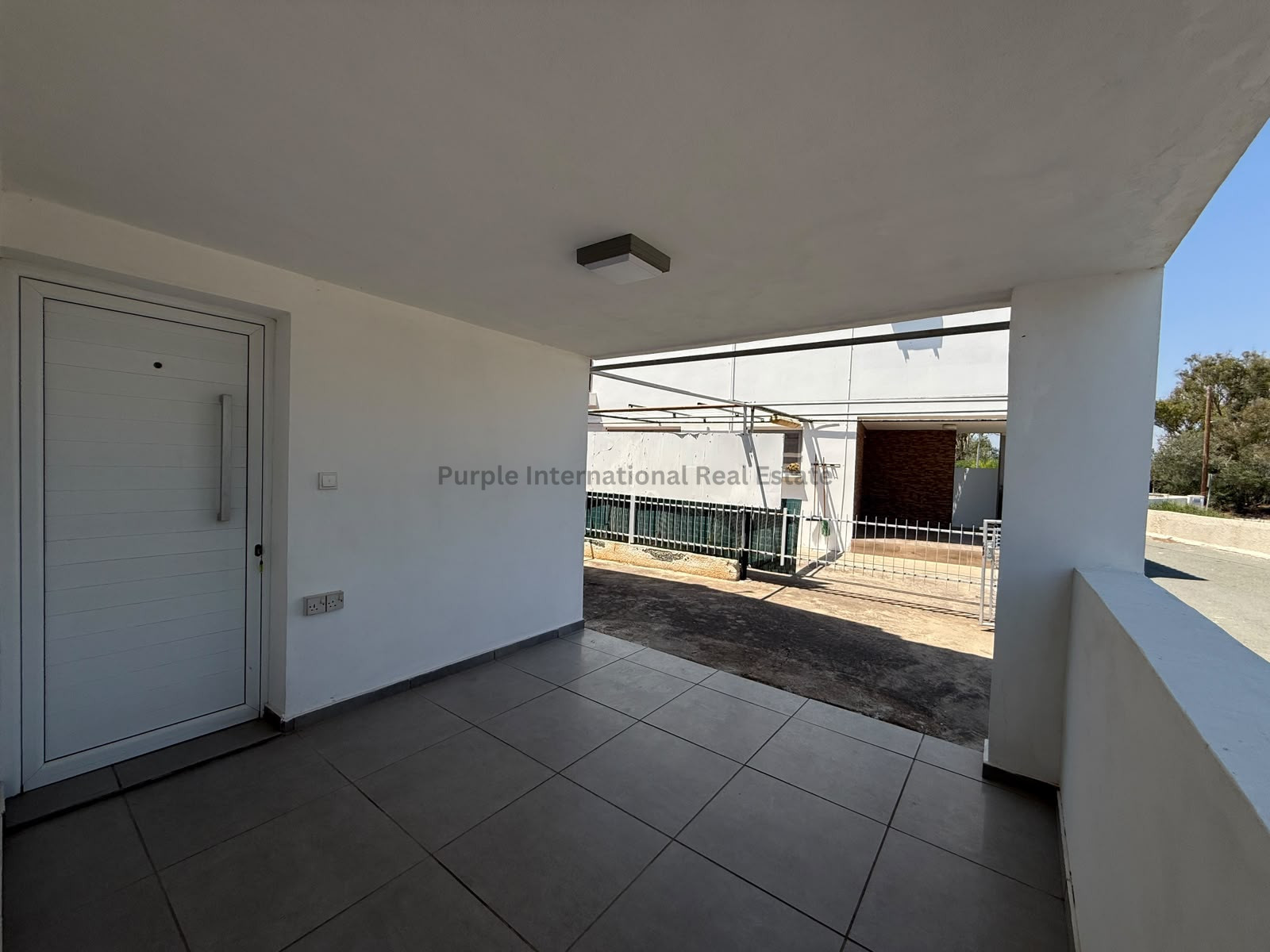 House in Perivolia (Larnakas) - Image 3
