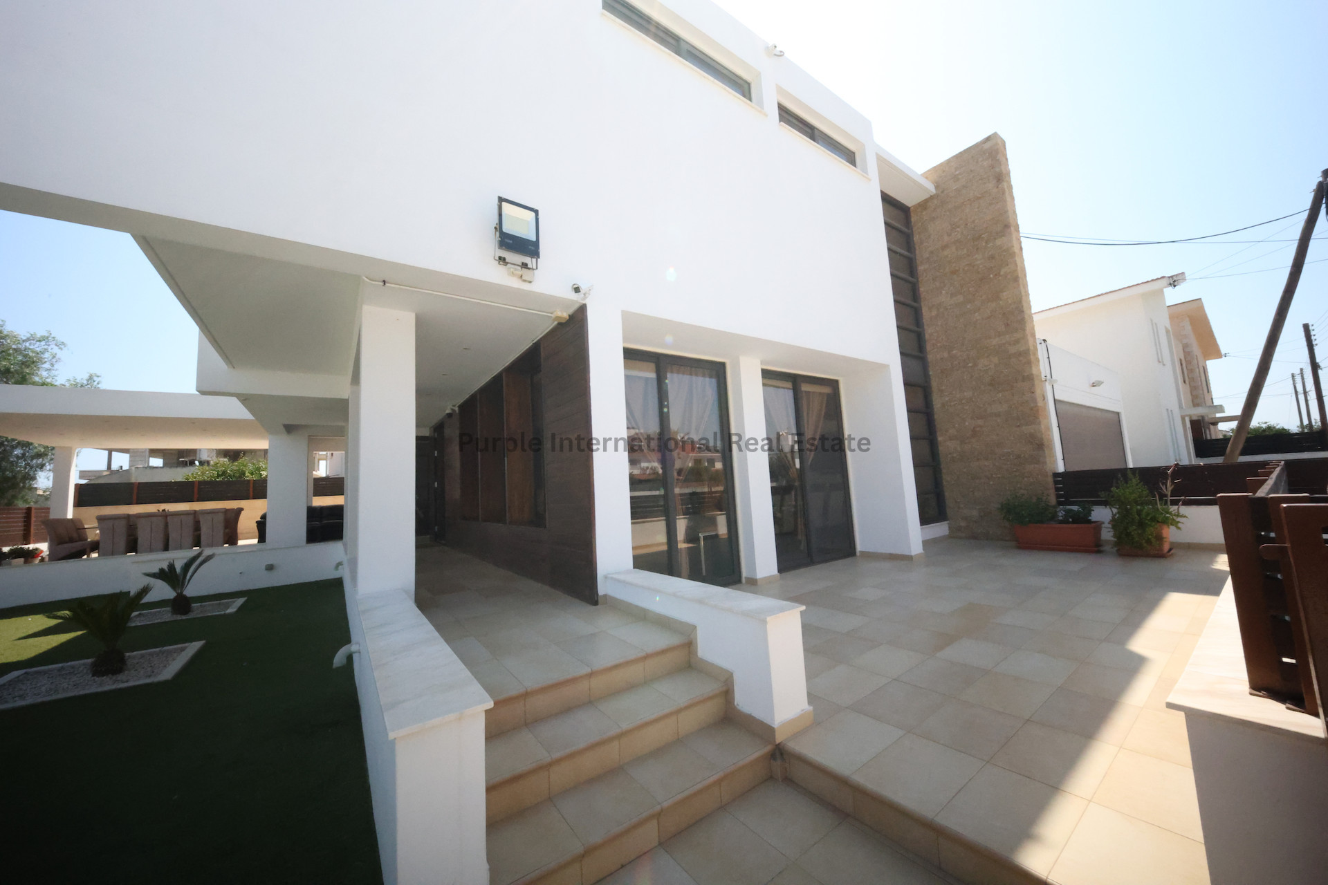 House in Agios Nikolaos - Image 5