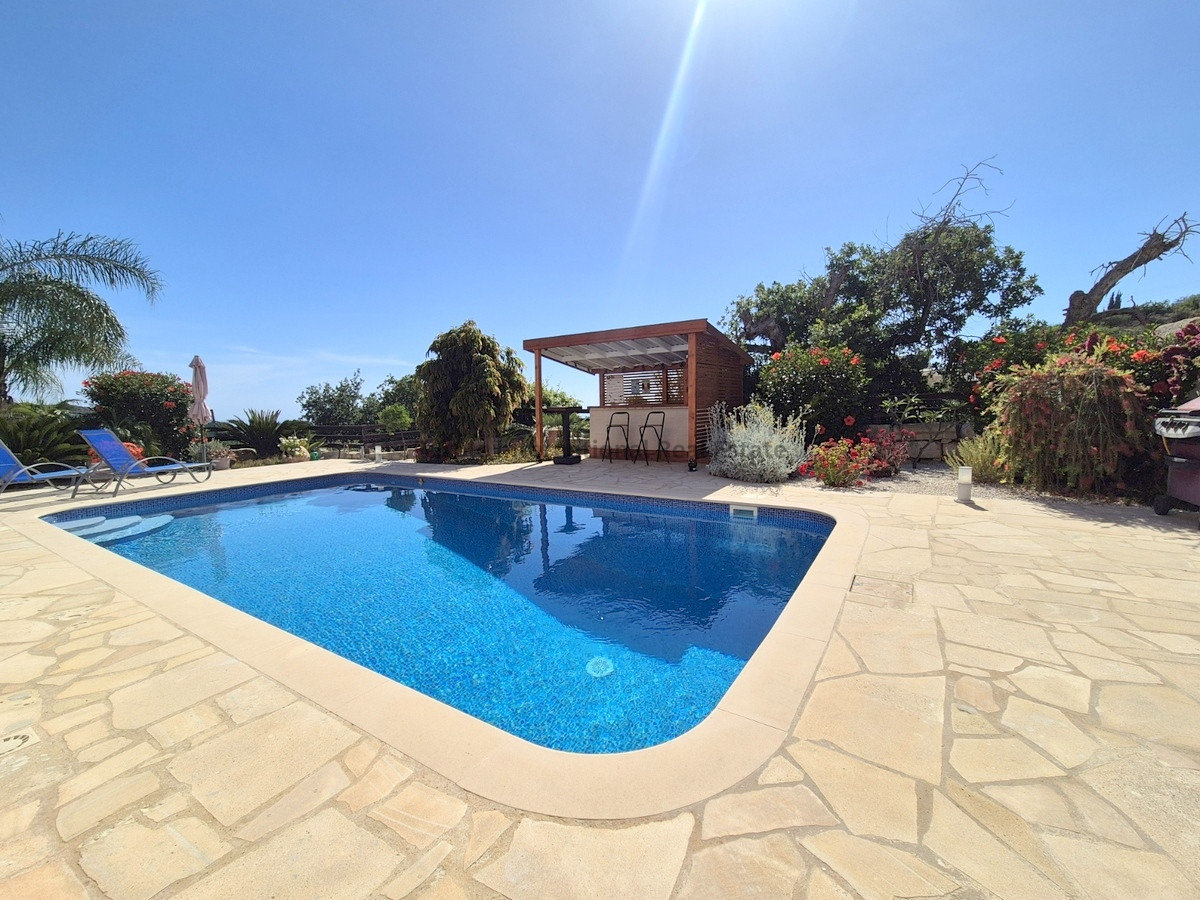 House in Tala - Image 4