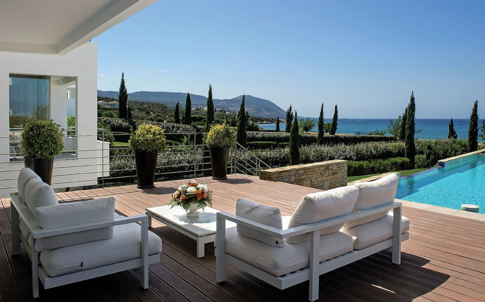 House in Neo Chorio - Image 2