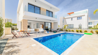 Modern 3-Bed Protaras Villa with Private Pool