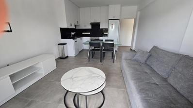 Modern 2-Bed Apartment in Paralimni, Furnished