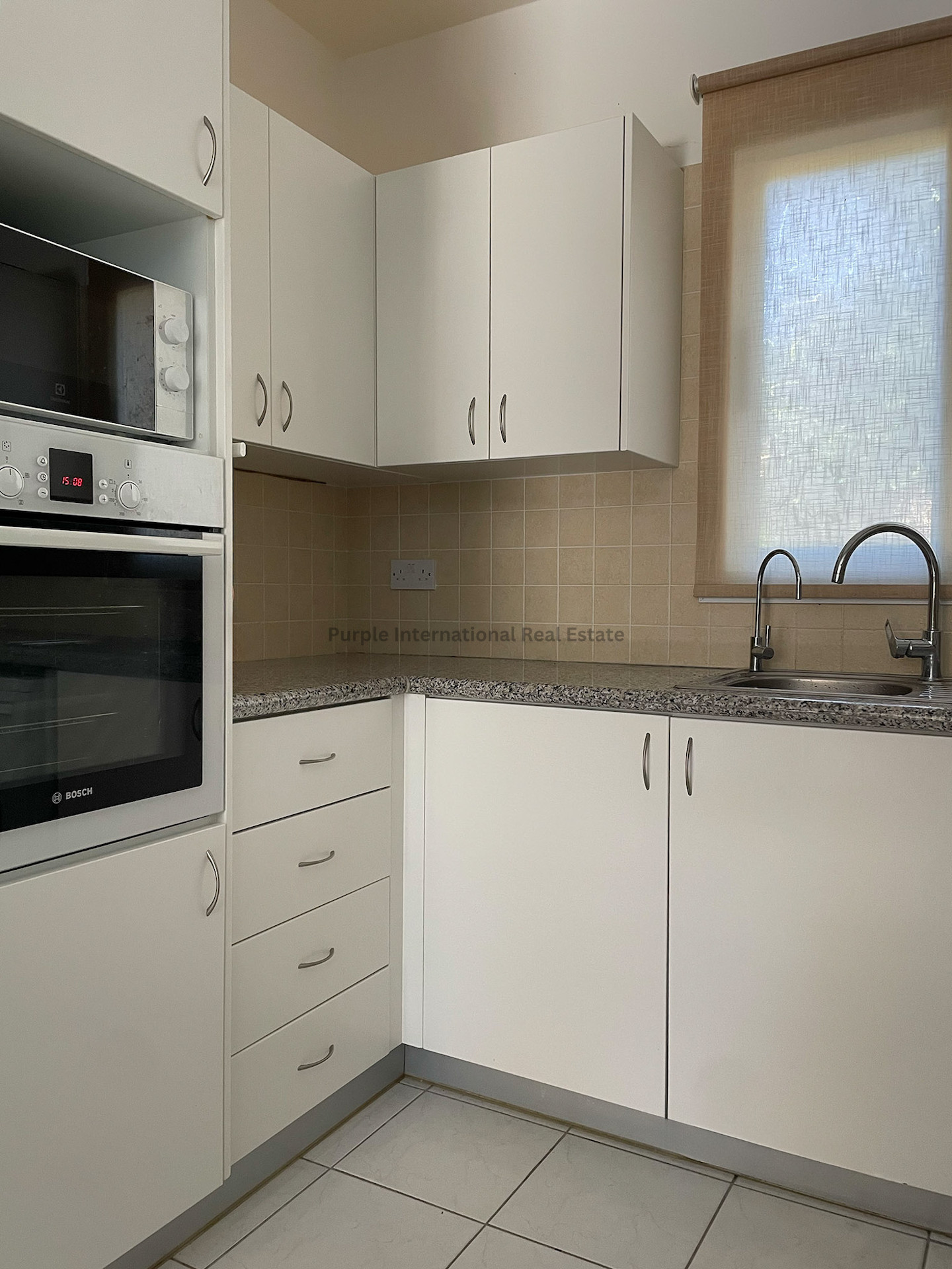 House in Anarita - Image 3
