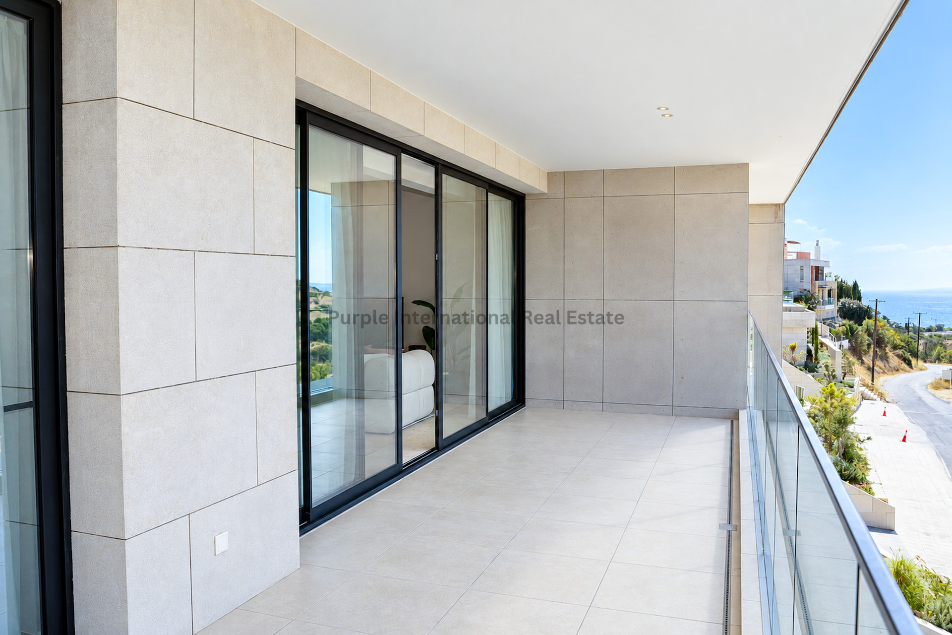 Apartment in Agios Tychon - Image 5