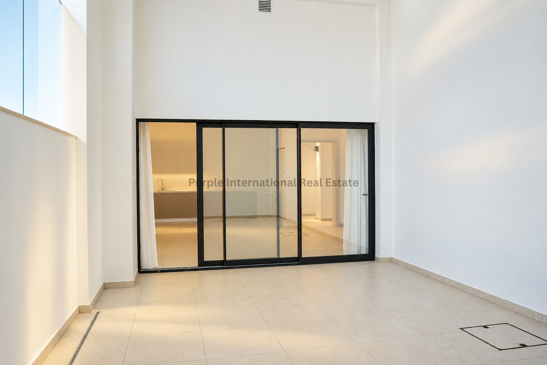 Apartment in Agios Tychon - Image 2