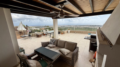 Panoramic 3-Bed Mesa Chorio Penthouse with Sea Views