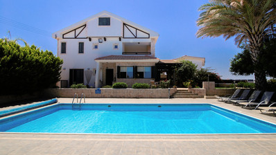 5 Bedroom Villa in Ayia Triada