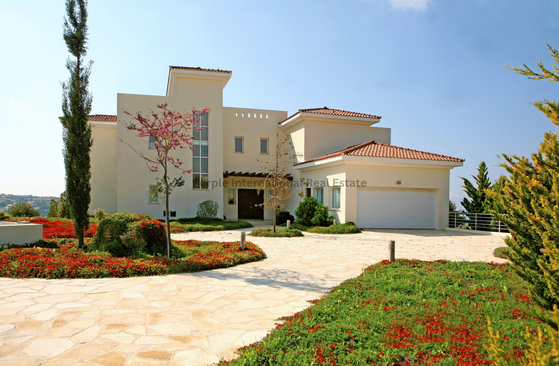 House in Kouklia - view 1