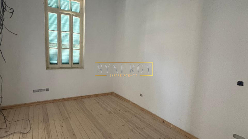 Building 220 m² for rent in Agioi Omologites, Nicosia