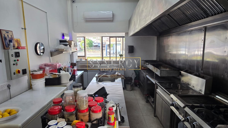HoReCa 90 m² for sale in Agios Dometios - Agios Georgios, Nicosia