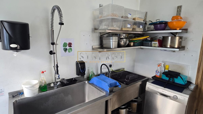 HoReCa 90 m² for sale in Agios Dometios - Agios Georgios, Nicosia